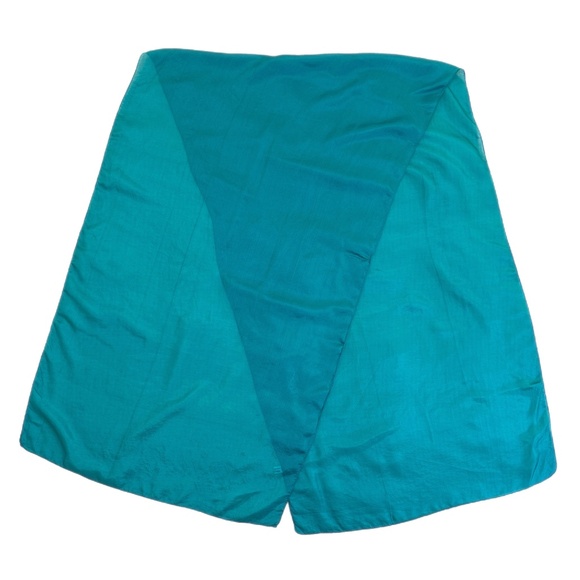 Pure Silk Lightweight Teal Scarf – Made in India 🇮🇳 - Picture 4 of 9